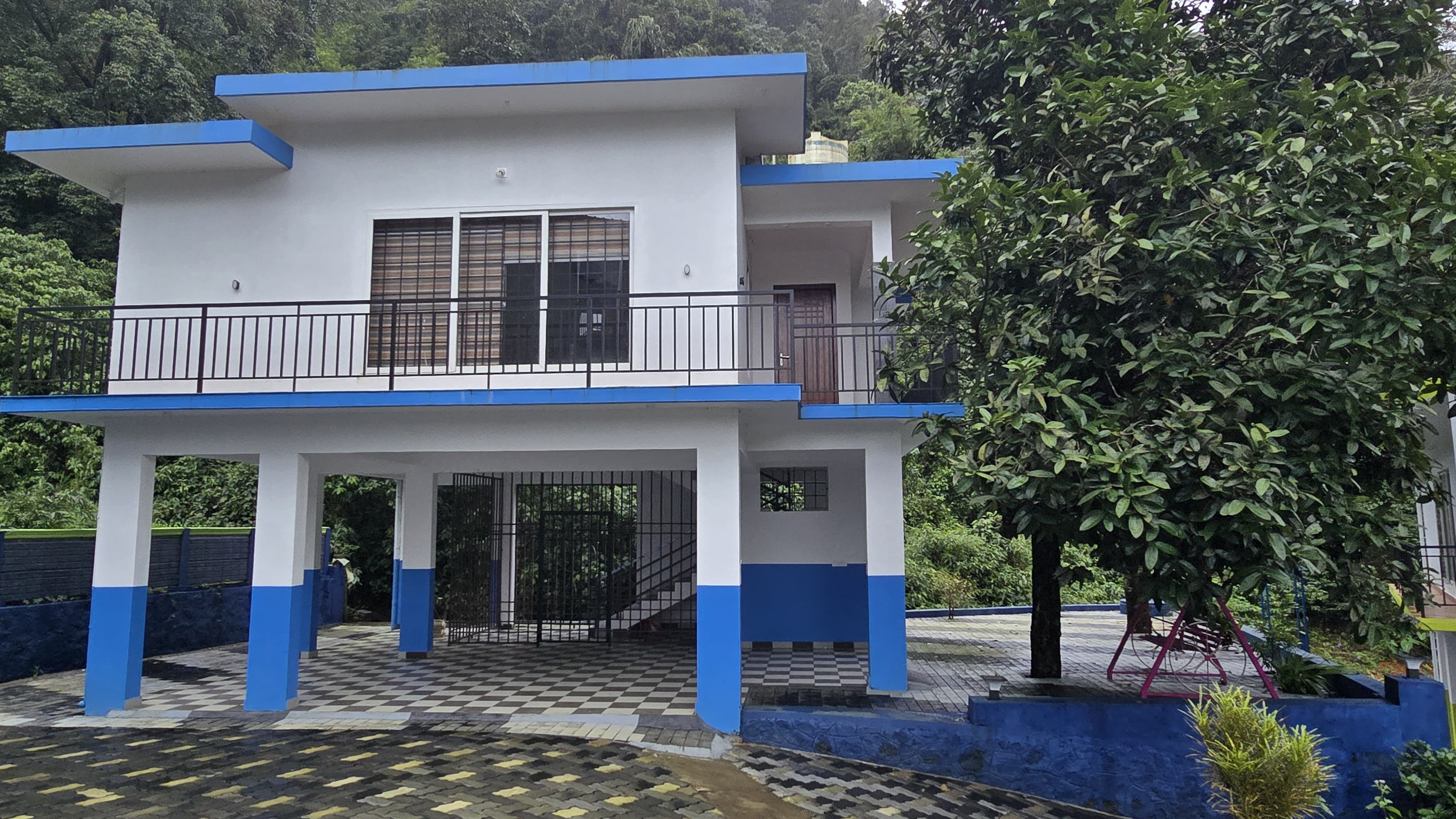Ocean Blue Cottage exterior with valley view